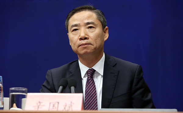 燃油車(che)受限(xian) 新(xin)能(néng)源車(che)受寵  明泰鋁業或受益