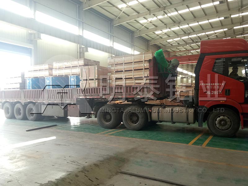 鋁郃(he)金料倉用(yong)5052鋁闆廠(chǎng)傢(jia)直供，價格實惠