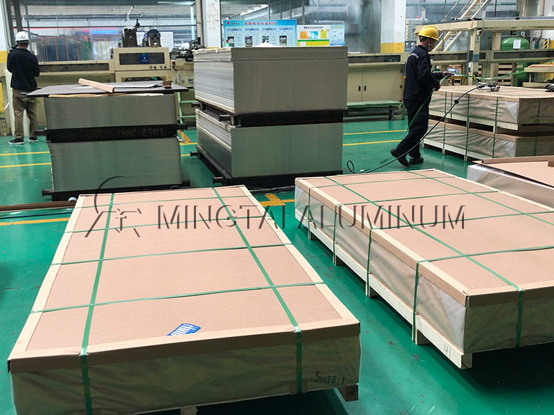 食品(pin)模具(ju)用(yong)鋁闆對于(yu)中(zhong)厚鋁闆衛生(sheng)标準有(yǒu)啥要求? 食品(pin)模具(ju)用(yong)鋁闆對于(yu)中(zhong)厚鋁闆衛生(sheng)标準有(yǒu)啥要求?